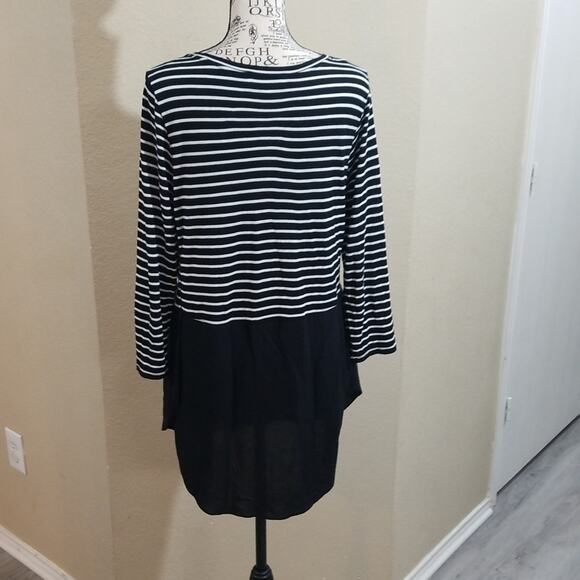 Two Vince Camuto stripe dress size small - Picture 3 of 7